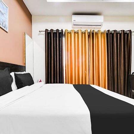 Super Collection O Indore Near Omax City 1 Kanadiya Екстер'єр фото